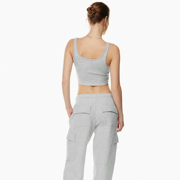 3/30$🤍 TNA | Grey waffle knit cropped tank - Picture 6 of 12